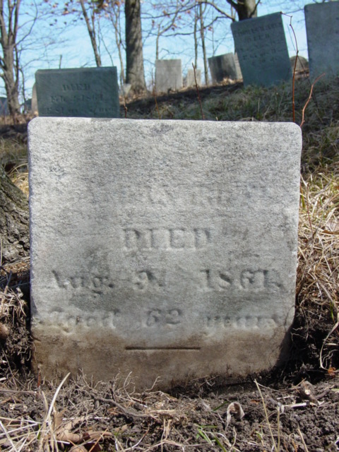 photo of Jonathan Griffen stone, Quaker Church Cemetery